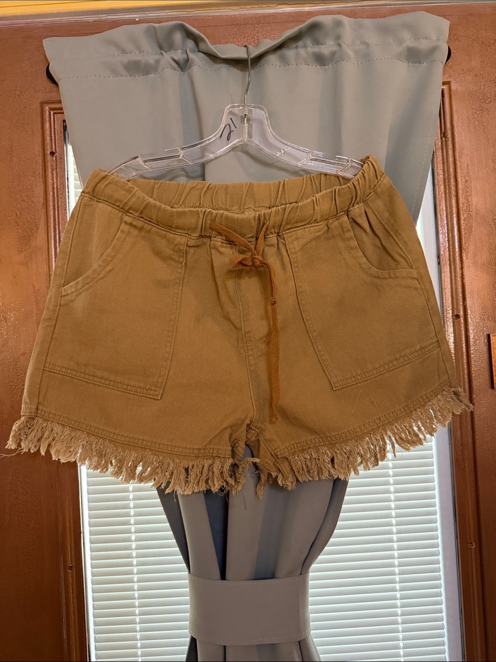Brown shorts size xl. Elastic waist
